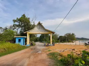 Pantai Mutiara Desa Lubuk