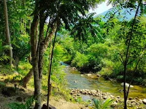 Nhan Sataw Waterfall