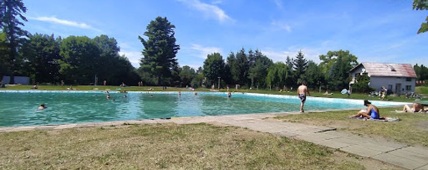 Koupaliště Dolní Bousov