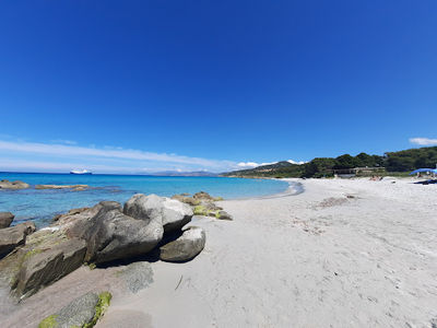 Plage de L'Île-Rouse