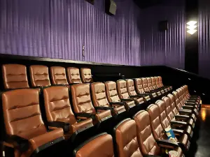 Cinemark Tinseltown USA Aurora