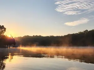 Elk Lake Shores