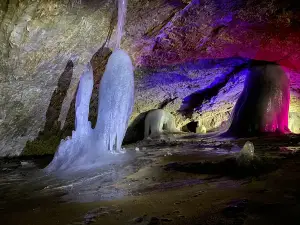 Askin ice cave