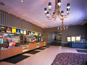 Classic Cinemas Fox Lake Theatre