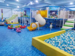 FUN PALACE