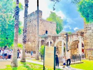 Porta di Adriano