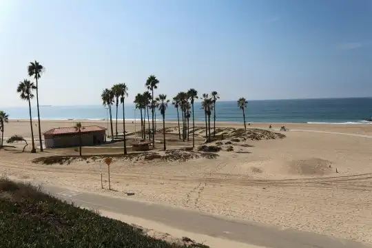 Hotels near Playa Del Rey Beach