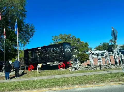 Hotels near Old Jail Museum