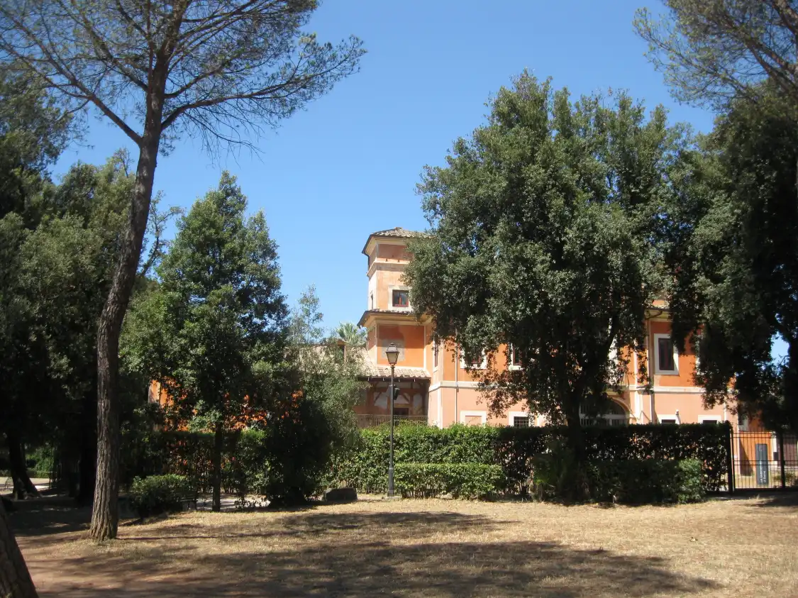 Hotels near Villa Carpegna