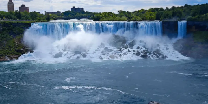 布里達爾維爾瀑布