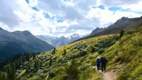 Bergbahnen Rinerhorn attraction in グラウビュンデン州