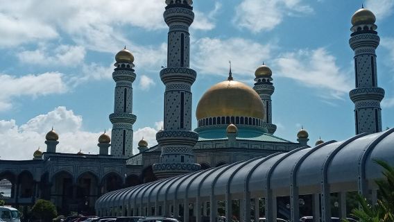 Hassanal Bolkiah Mosque