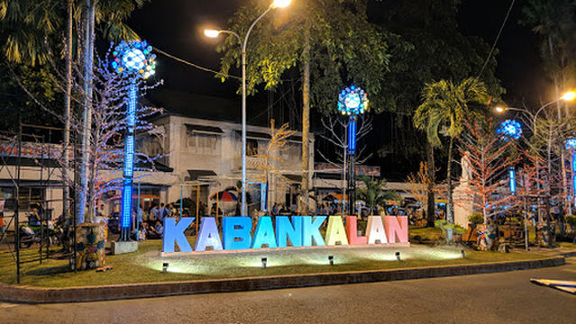 Kabankalan Municipal Plaza