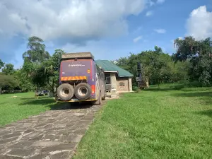 Craters Campsite & Country Lodge