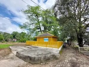 Makam Aji Melayu Sepauk
