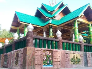 Wat Kao Santi Suk