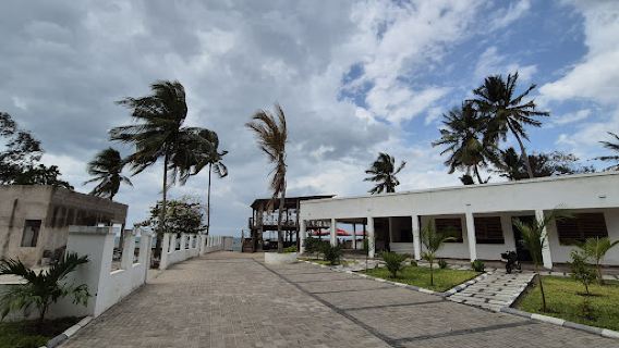 Bagamoyo Beach