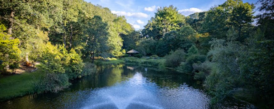 Laurelwood Arboretum