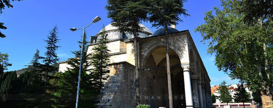 Ali Paşa Cami Ve Türbesi