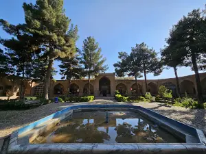 Shah Abbasi Caravanserai & Museum