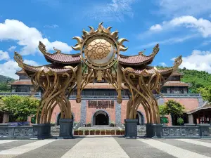 Ba Na Hills Center