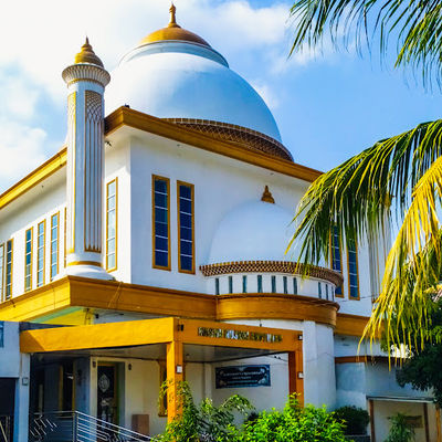 Masjid Husnul Khotimah