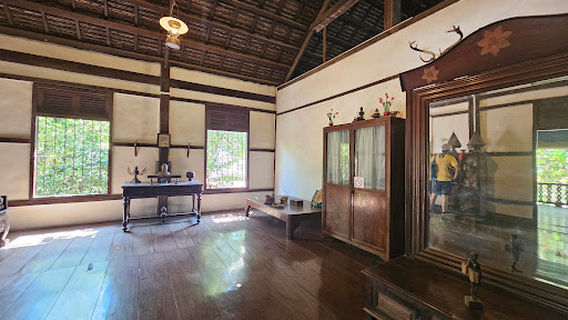 Traditional House, ផ្ទះបុរាណ