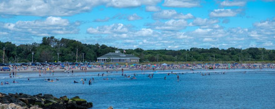 Narragansett Town Beach