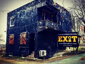 House of Horror FSM Bursa - Bursa Exit - 3-storey House of Horror