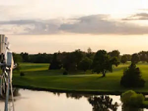 Green Acres Golf Course and Restaurant