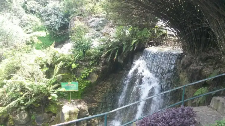Hotels in Pangalengan