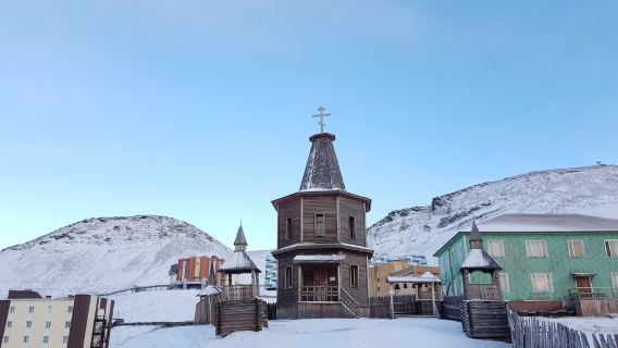 Longyearbyen, Norway and the Global Seed Vault 1-day tour[Hike/ bus]