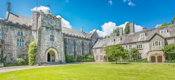Hotels in Totnes
