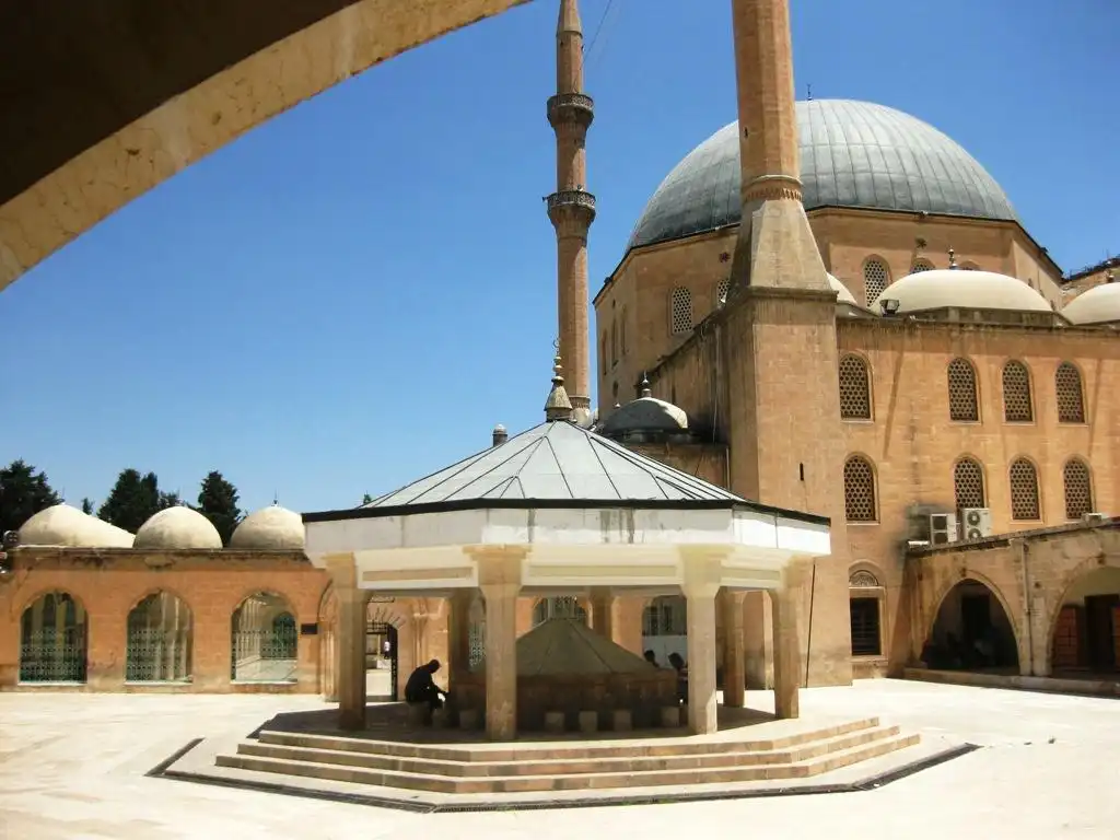 Hotels near Mevlid-i Halilulrahman Mağarası