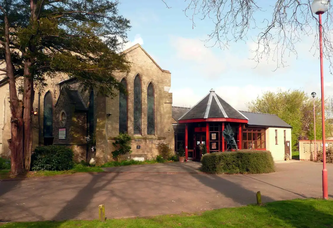 Hotels near St Johns Arts & Recreation Centre