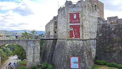 Angioino Aragonese Castle