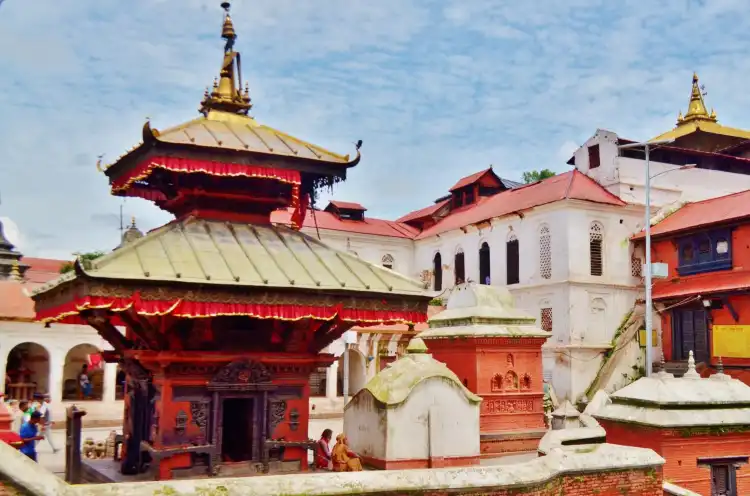 Hotels near Bachhareshwari　Mandir Temple