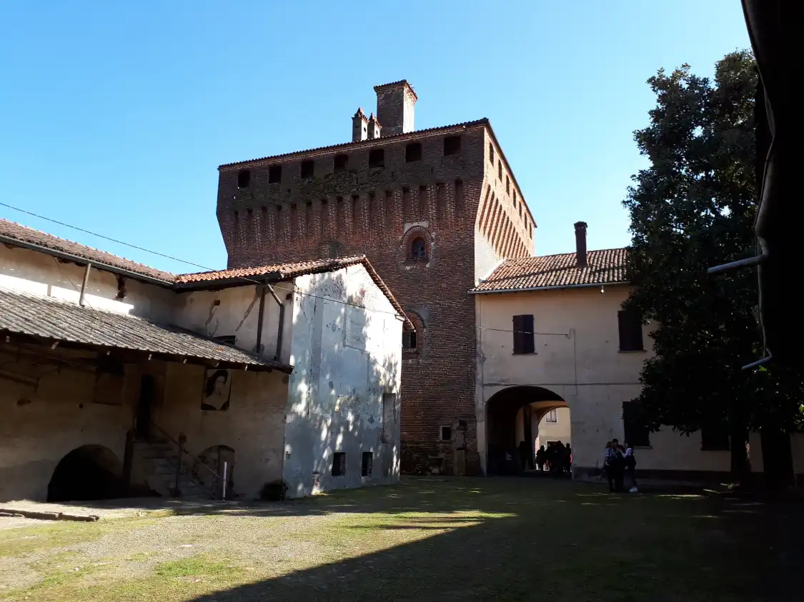 Hotels near Sforza Castle
