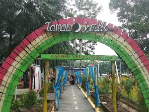 TAMAN JOMBLO