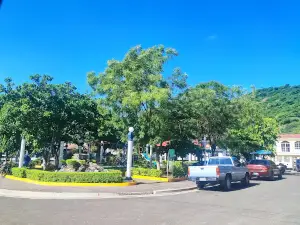 Parque De Bolivar