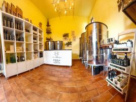 Villarossa Taste and Shop