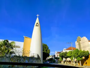 Praça Santa Rita, Colégio Carmo.