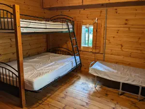 Algonquin Pines Campground