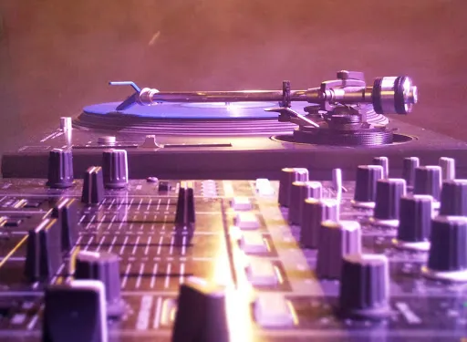 NOSTROMO (Schall & Rauch e.V.)