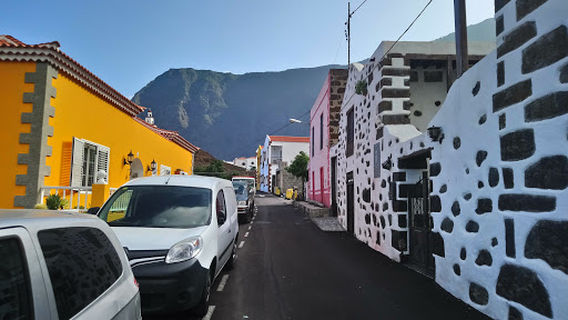 D. O. EL HIERRO