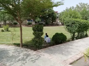 Housing Colony Habib Park