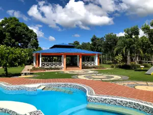 Rancho Club Los Almendros