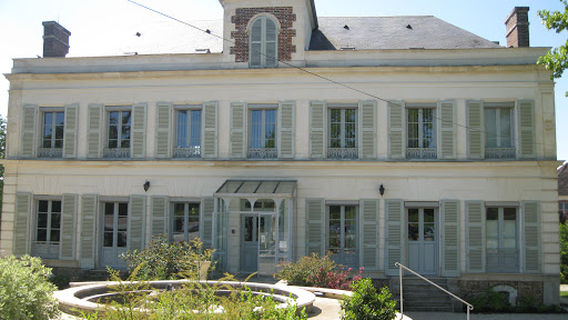 Moneteau