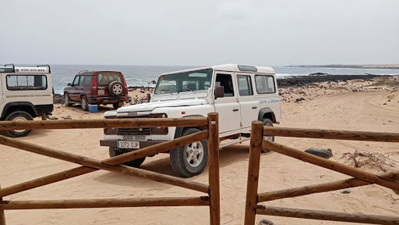 Excursiones -Tours -en-4x4-La-Graciosa