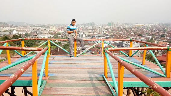 Teropong Kota Bukit Sindy